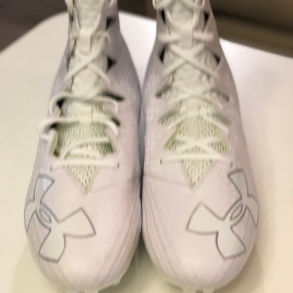 🛑SOLD🛑Under Armour Highlight 1297358-100 - Picture 3 of 8